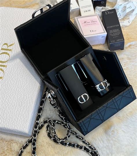 lipstick dior bag